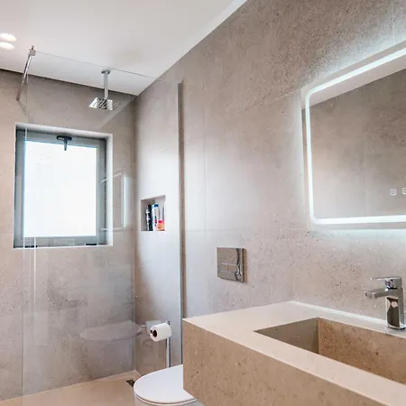 Starlight 2 * Sarandë